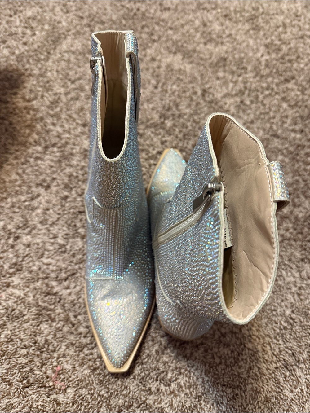 Sparkling Silver Pointed Toe Women's Ankle Boots, cowgirl sparkle ! 8.5 new